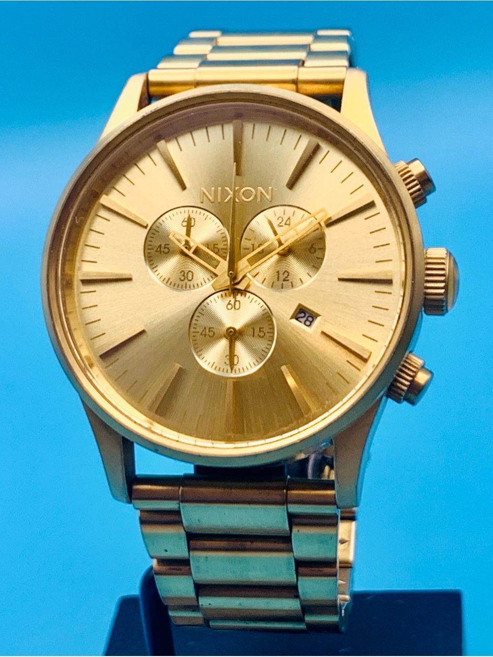 NIXON THE SENTRY CHRONO Men’s Quartz Wristwatch Date All St Steel Works New Batt